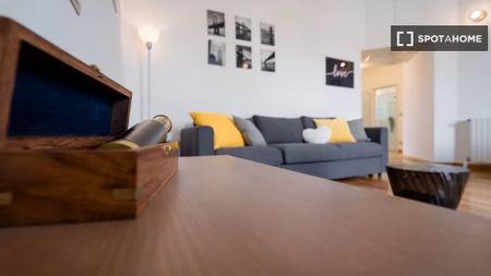 milan, Lombardy 20123 - Photo 4