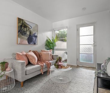 Refined Bayside Living in a Premier Brighton Setting - Photo 3
