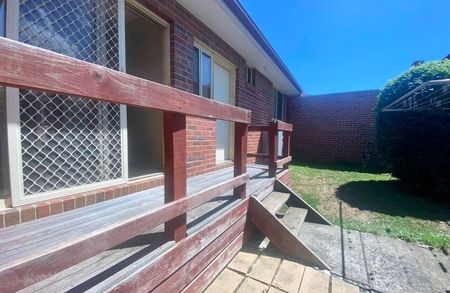 2/12-14 Bartlett Street, Preston VIC 3072 - Photo 3