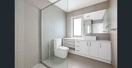 Townhouse Living at its Best - Photo 5