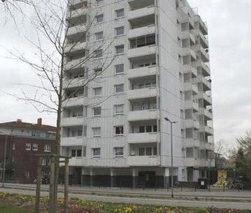 Nachmieter gesucht: Geräumige 3-Zimmer-Wohnung für die kleine Familie - Photo 1