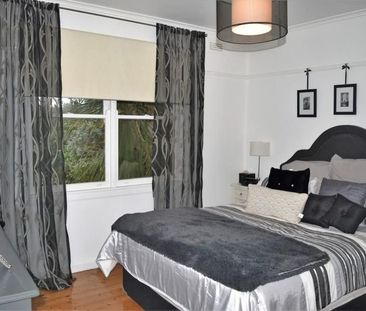 2 Collins Street, Heidelberg Heights - Photo 1