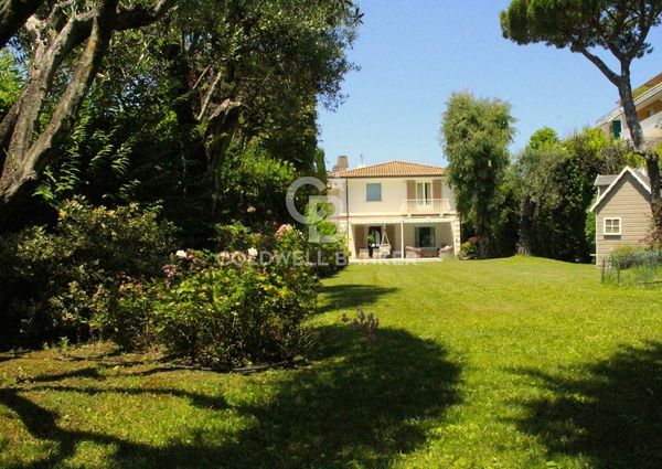 Via A. Volta, 1, Forte dei Marmi, Tuscany 55042