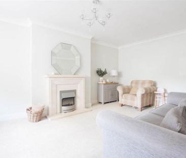 5 bedroom detached house to rent - Photo 4