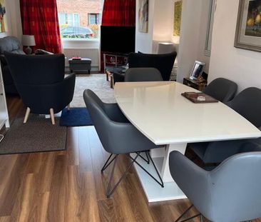 9 Prince Edward Gardens, Stranmillis, Belfast, BT9 5GD - Photo 6