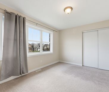 For Lease - 100 Cranesbill Road, Kanata, Ontario - Photo 6