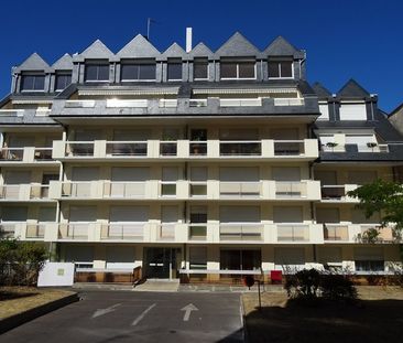 Location Appartement 3 pièces 85m² ORLEANS 45000 - Photo 3