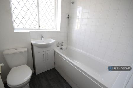 2 bedroom terraced house to rent - Photo 5