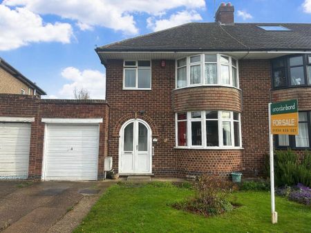 3 bedroom semi-detached house to rent - Photo 5