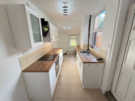 Montague Road - Photo 2