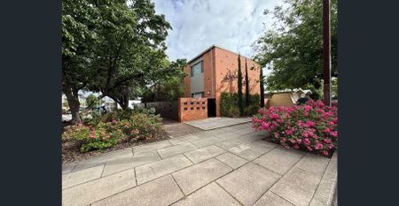 GREAT LOCATION SECURE FULLY FURNISHED STYLISH AND CLEAN UNIT FOR LEASE - Photo 3