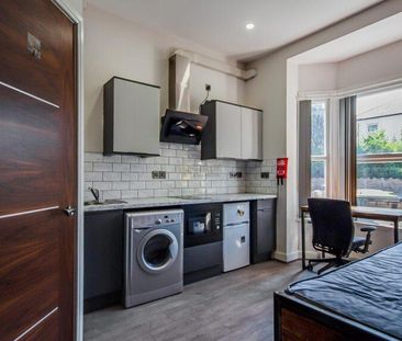 Studio to rent - Photo 1