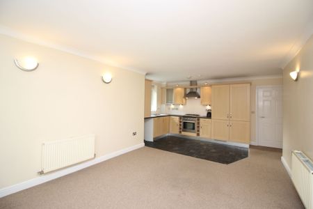 2 bed apartment to rent in Orchard Court, Bury, BL9 - Photo 5