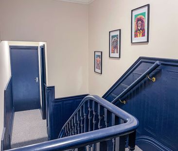 🌟 Ideal Location on Chantry Lane, Grimsby 🌟 Room 1 - En-Suite - Photo 6