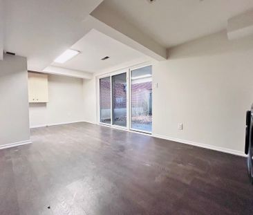 For Lease - 32 Scenic Mill Way, Toronto, Ontario - Photo 5