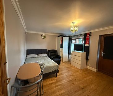 Studio Flat, Goodmayes Lane, IG3 - Photo 2