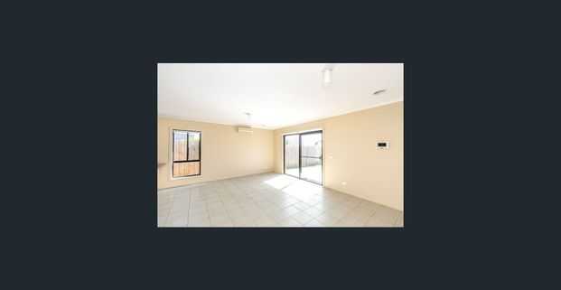 Light-Filled, Open-Plan Living with Room to Grow - Photo 1