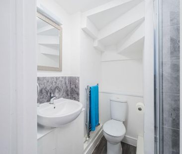 1 bedroom house of multiple occupation to rent - Photo 4