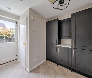 3 bedroom semi-detached house to rent - Photo 2