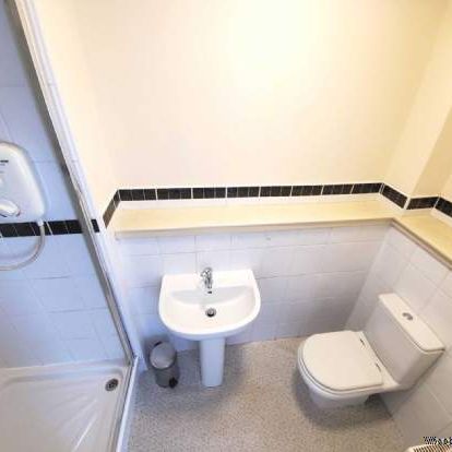 2 bedroom property to rent in Johnstone - Photo 1