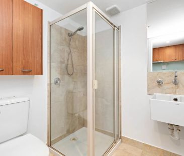 Heritage Charm Meets Urban Living - Photo 2