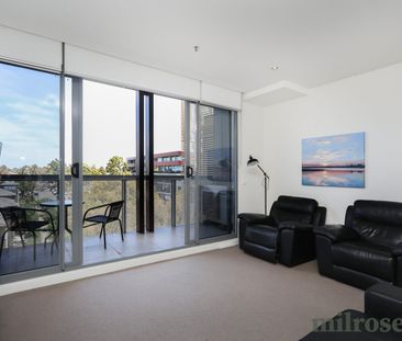 Fully Furnished Apartment with Bills Included! - Photo 1