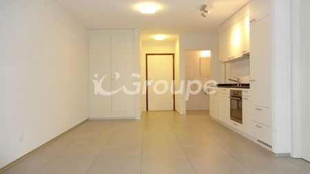 Beautiful 2.5-room apartment on the ground floor - Photo 2