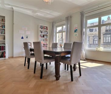 Appartement te huur in Elsene voor € 3.100 met 2 slaapkamers - Foto 2