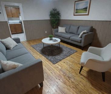 For Lease - 264 University Avenue, Cobourg, Ontario - Photo 2