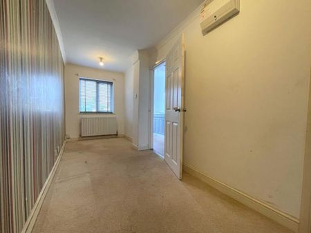 3 bedroom terraced house to rent - Photo 4