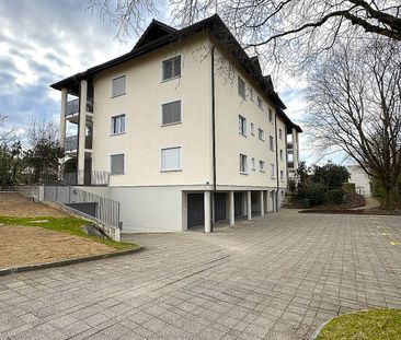 Exklusive, frisch sanierte 6.5-Zimmer-Attikawohnung in Bottighofen ... - Photo 3