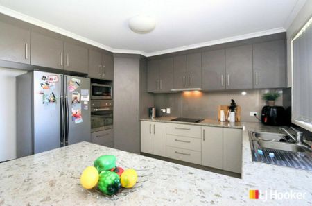 Modern Coastal Living in Beautiful Bargara - Photo 4