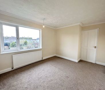 Clay Flat Lane, New Rossington - Photo 6