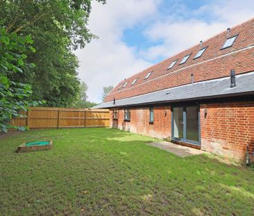 3 bedroom barn conversion to rent - Photo 6
