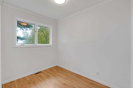 For Lease - 121 Aldred Drive, Scugog, Ontario - Photo 3