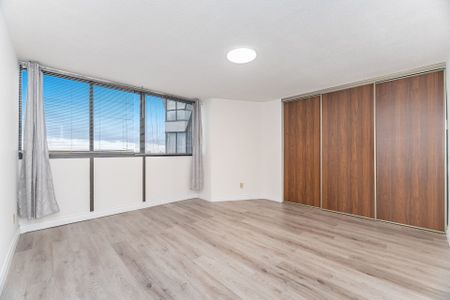 For Lease - 1333 Bloor Street Unit# 2301, Mississauga, Ontario - Photo 4