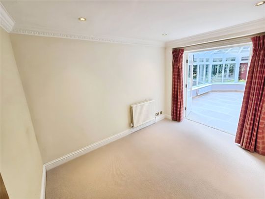 3 bedroom property to rent - Photo 1