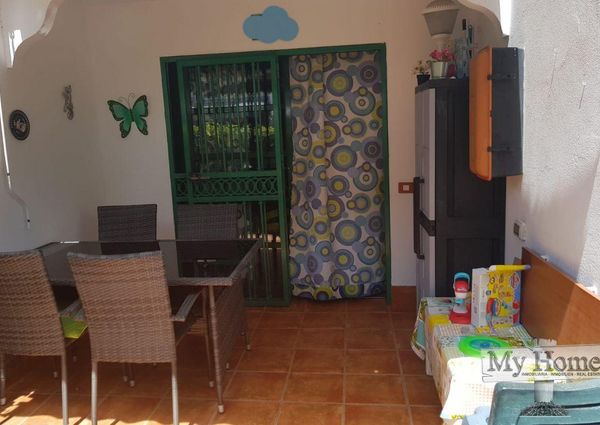 081-594 Renovated duplex style bungalow for rent in Maspalomas