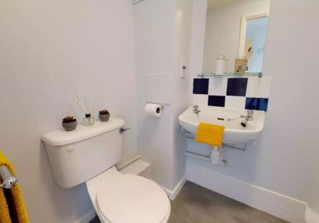 Gold En Suite Plus - Photo 5