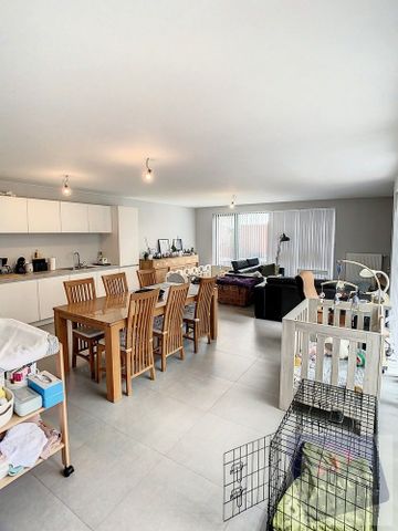 Modern appartement met terras en 2 autostaanplaatsen in Herk-de-Stad - Photo 3