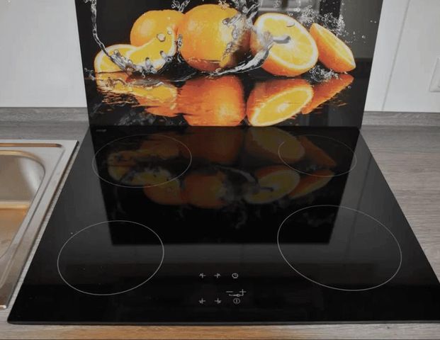 Tolle 2 Zimmer Stadtmitte, SN, ruhig, neuwertig mit schöner Einbauküche - Foto 1