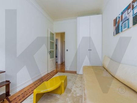 4 room luxury Apartment for rent in Lisbon - Photo 3