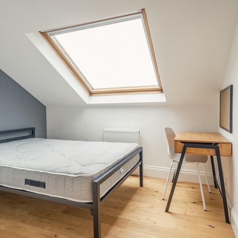 6 bedroom maisonette to rent - Photo 1