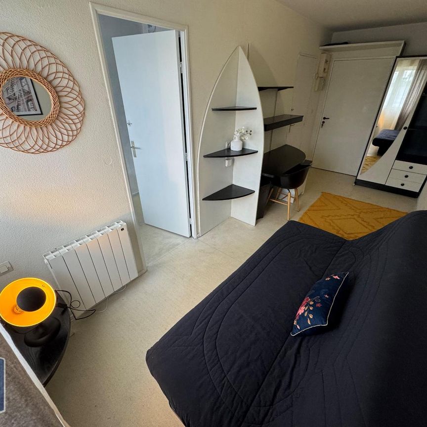 Location Appartement 3 pièces 32m² POITIERS 86000 - Photo 1