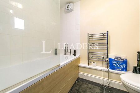 1 bedroom house to rent - Photo 2