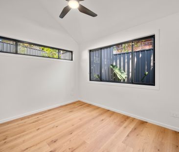 5a Links Avenue, Korora NSW 2450 - House For Rent | Domain - Photo 2