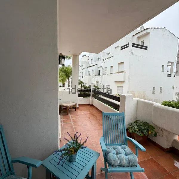 Alquiler de piso en Calle Villa Borghese, 1 - Photo 1