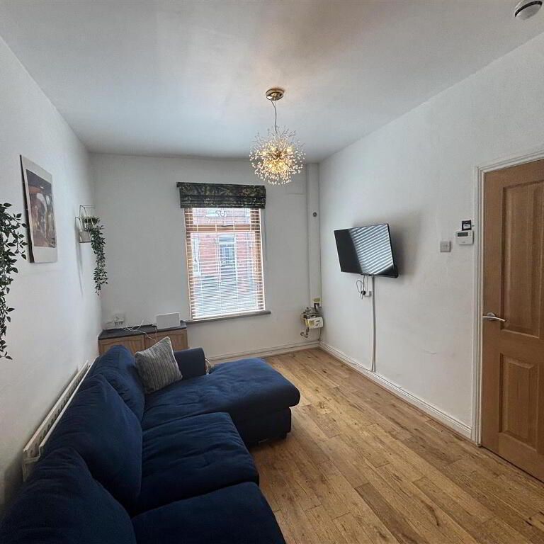 4 Artana Street, Ormeau Road, Belfast, BT7 2FF - Photo 1