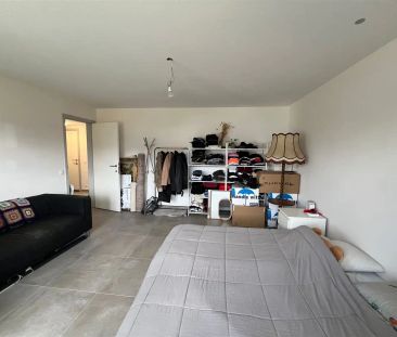 RECENT, MODERN APPART. MET 2 SLPKS EN AUTOSTAANPL. - Photo 4