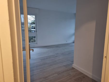 Studio 65 m² - 1 pièce - Chesnay Rocquencourt (78150) - Photo 3